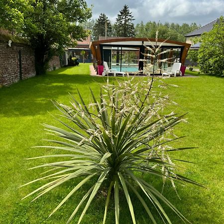 Gite Avec Piscine Lestrem Экстерьер фото